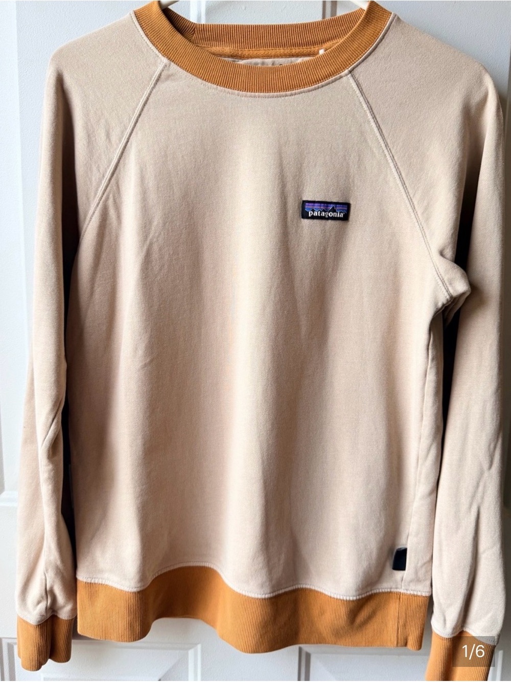Patagonia Organic Cotton Crewneck Sweatshirt XS Oatmeal Camel Logo Pullover Fair